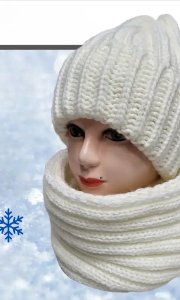 Комплект женский шапка и снуд р-р 54-58