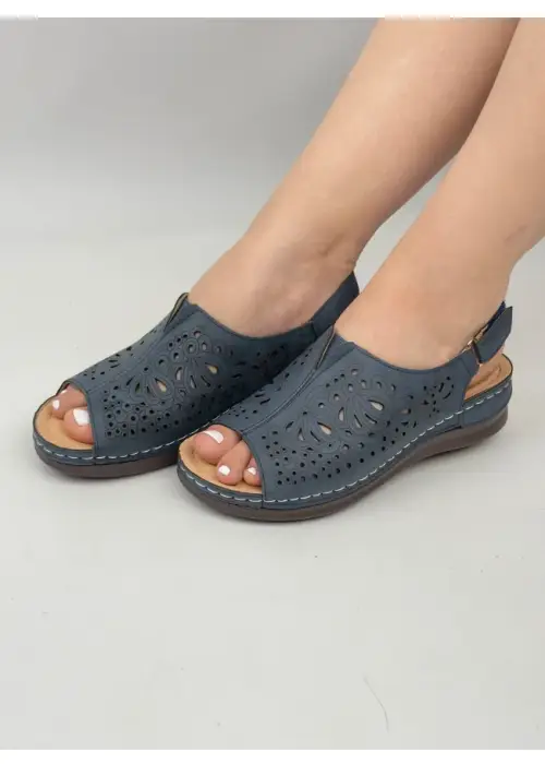 Босоножки с ремешком-липучкой женские (р-р 36-42)