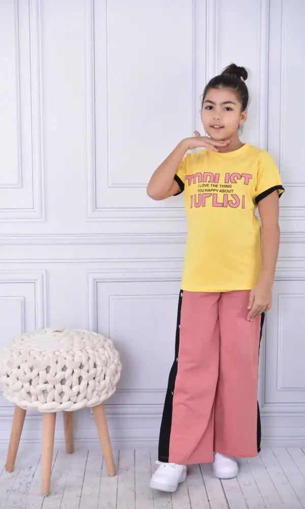 Костюм летний на девочку, брюки на клепках ( 8-12 лет)