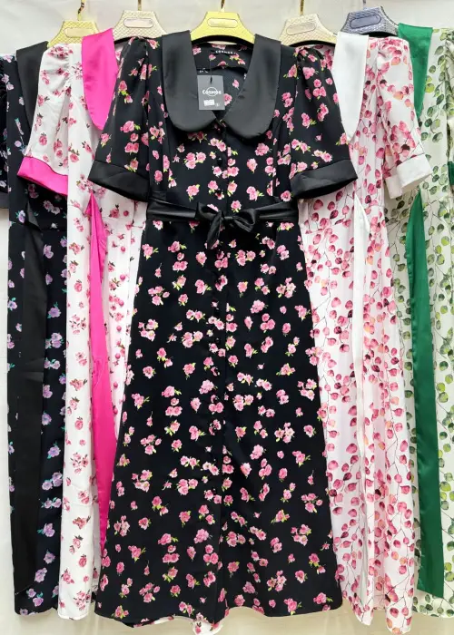 Женское платье цветочный принт с воротничком ( р-р 42-48)