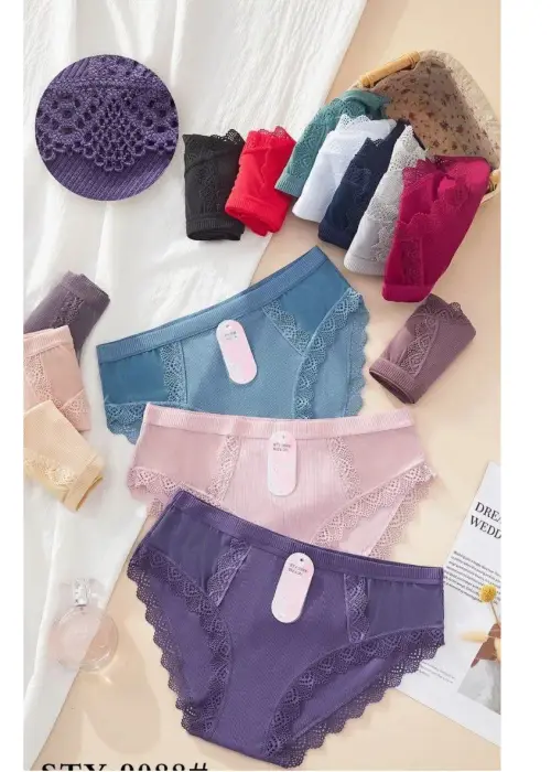Трусы женские с кружевной окантовкой (р-р 50-54)