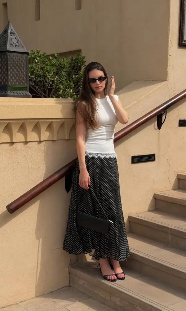 Топ с разрезом сбоку кружевной женский (р-р 42-44)