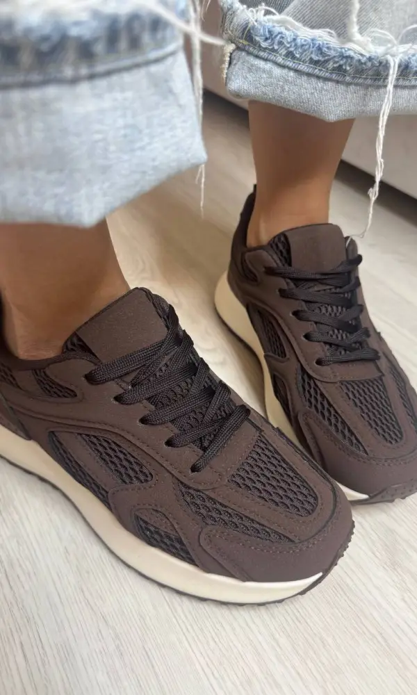 Кроссовки женские р-р 36-41