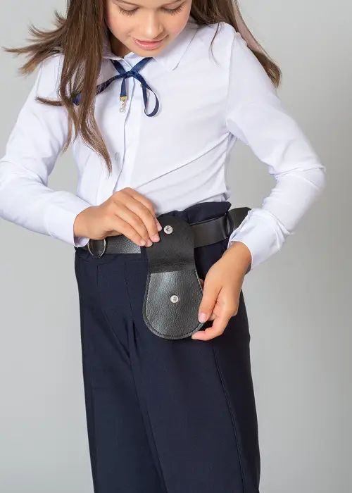 Брюки школьные для девочки, на резинке с поясом и сумкой (6-11 лет)