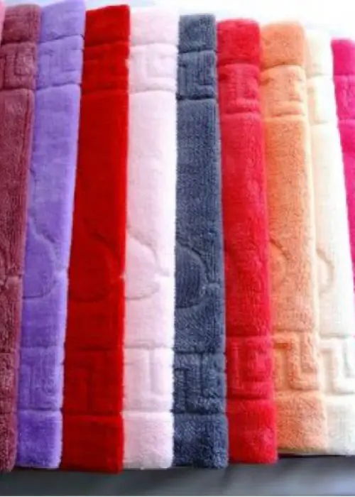 Полотенце -  коврик для ног  40х70 см
