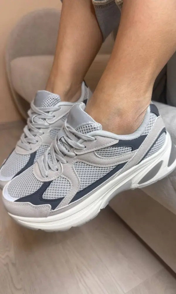 Кроссовки в сетку женские р-р 36-41