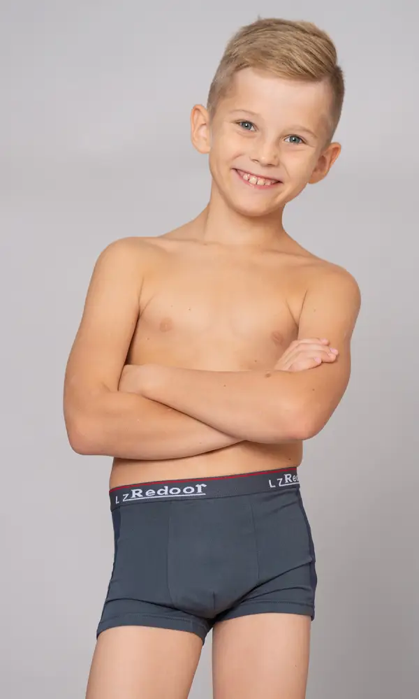 Боксеры детские однотонные, для мальчика (8-12 лет)