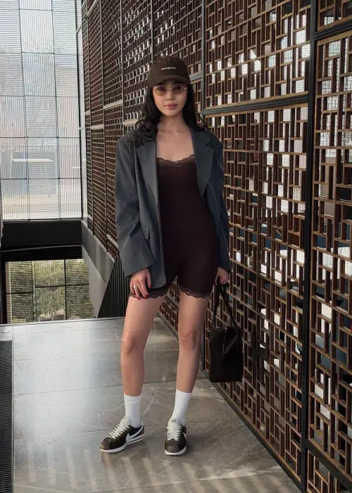 Комбинезон с гипюром женский на бретельках (р-р 42-44)