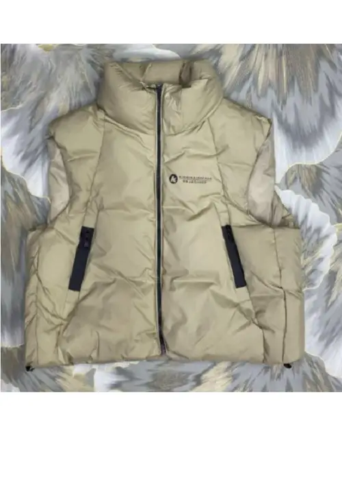 Жилетка стёганная для мальчиков и девочек р-р 5-9 лет