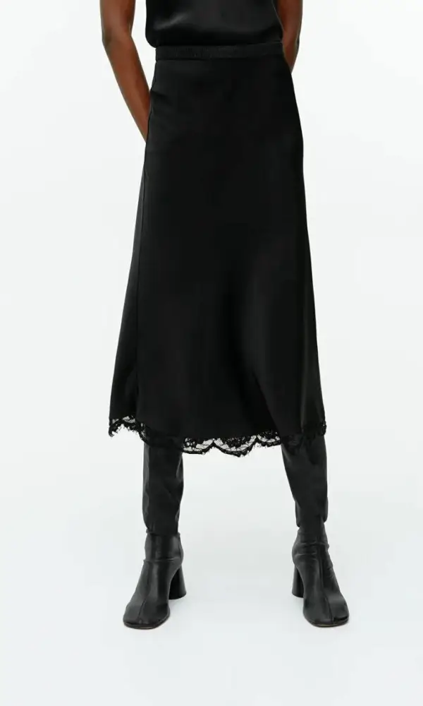 Юбка кружевная атласная миди (р-р 42-44)