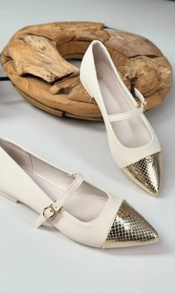 Туфли без каблука с ремешком женские (р-р 36-41)