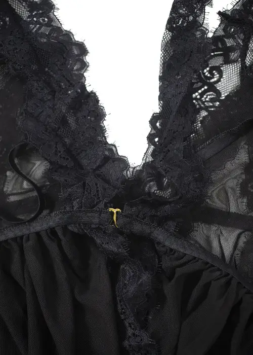 Комплект женского нижнего белья на широких лямках (сорочка и стринги) (р-р 42-46)