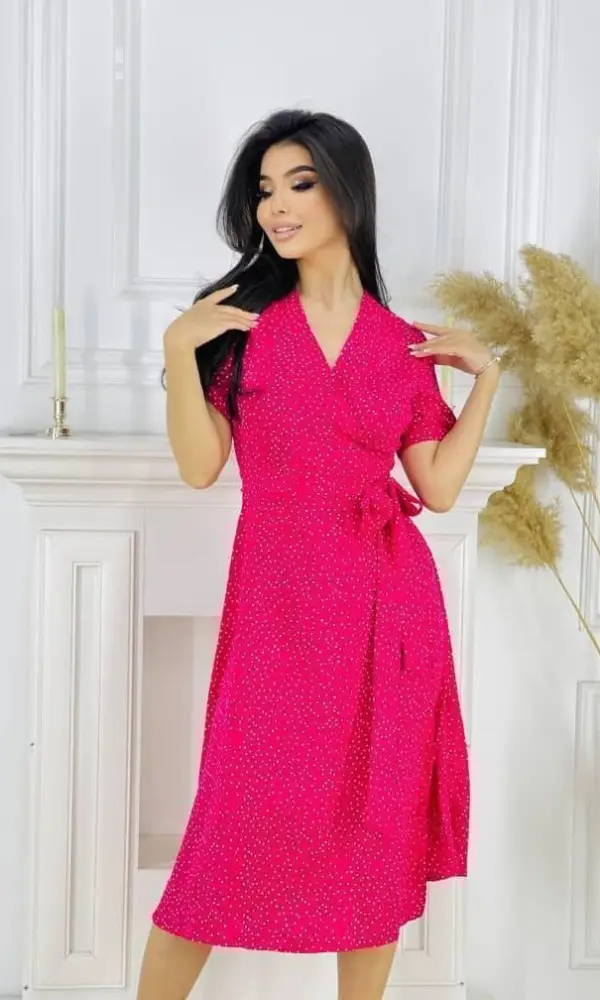 Платье  на запах с коротким рукавом в горошек ( р-р 42-48)