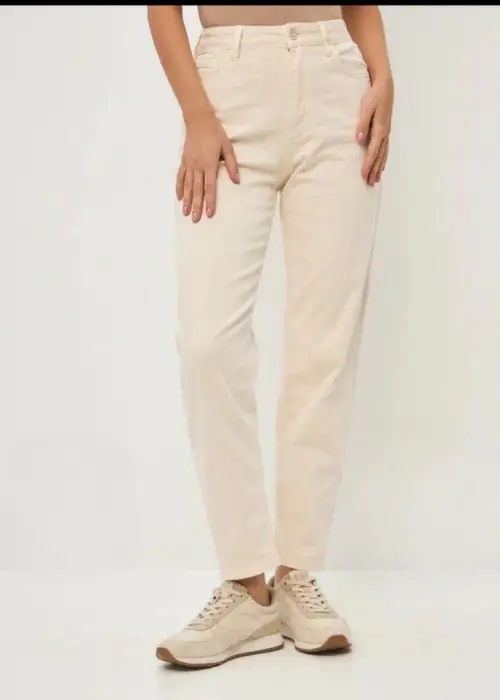 Джинсы мом с высокой посадкой укороченные (р-р 25-30)