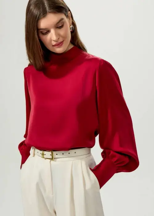 Блуза шёлковая нарядная р-р 42-48