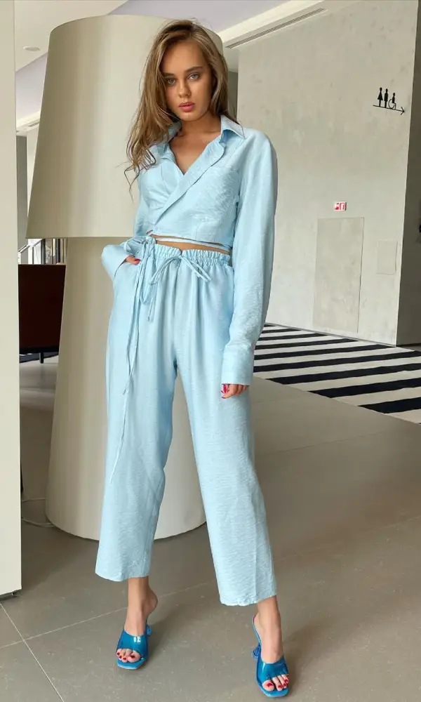 Костюм женский летний, двойка( р-р 42,44)