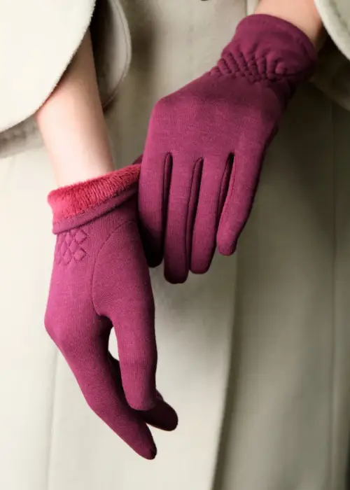 Перчатки женские фигурные р-р 6-8,5