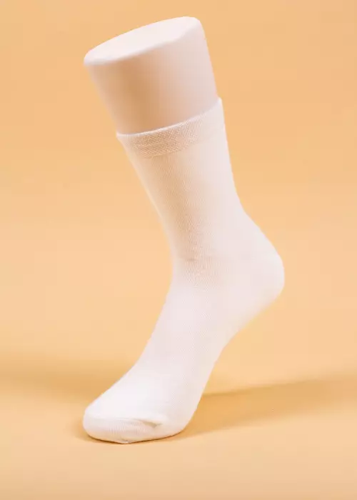Носки "Белые", однотонные, высокие, мужские (р-р 41-45)
