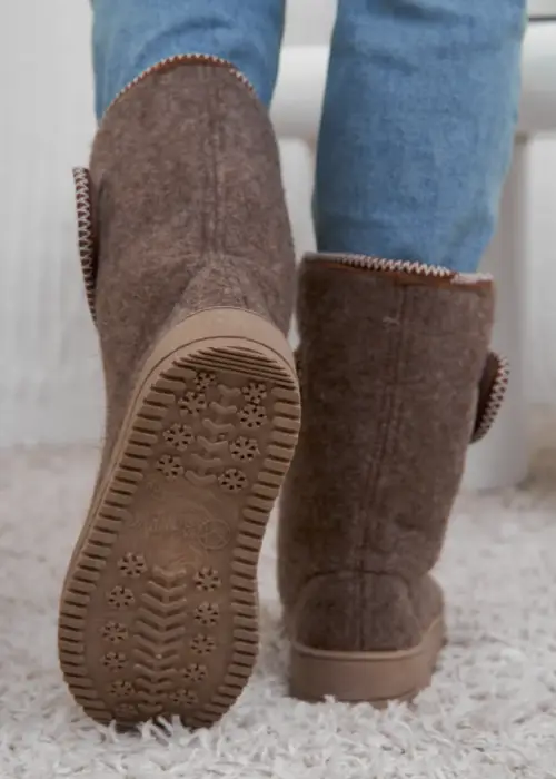 Валенки зимние утепленные бурки с подошвой р-р 37-42