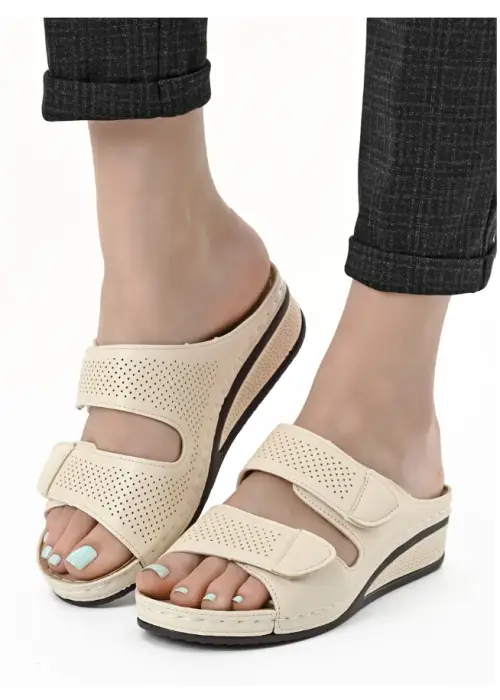 Шлёпанцы женские летние на липучке (р-р 37-42)