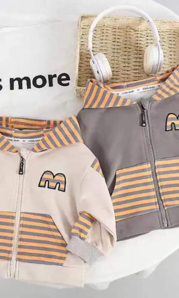 Толстовка с капюшоном на мальчика и девочку ( 1-5 лет)