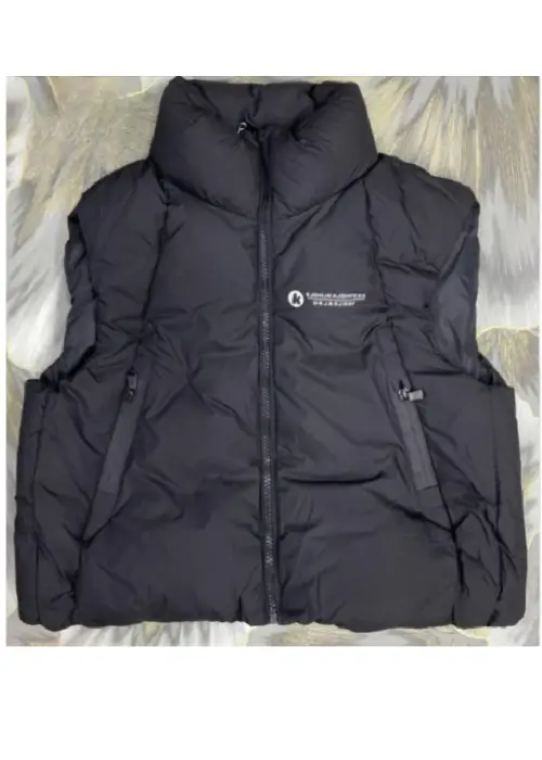 Жилетка стёганная для мальчиков и девочек р-р 5-9 лет