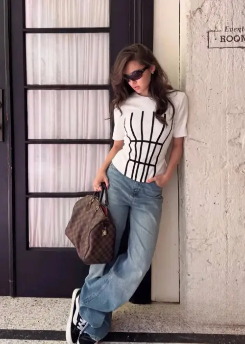 Футболка с корсетным эффектом женская (р-р 42-44)