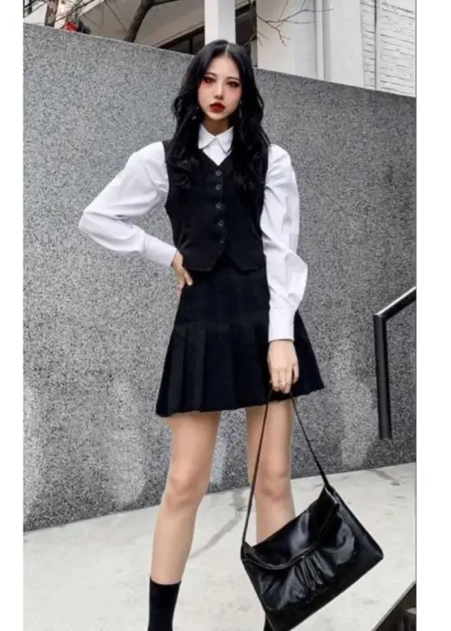 Костюм двойка с юбкой и жилеткой женский р-р 42-44