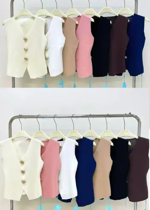 Женский жилет нарядный (р-р M-L)