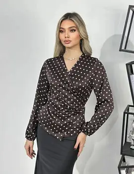 Блузка женская шёлковая на запах р-р 42-48