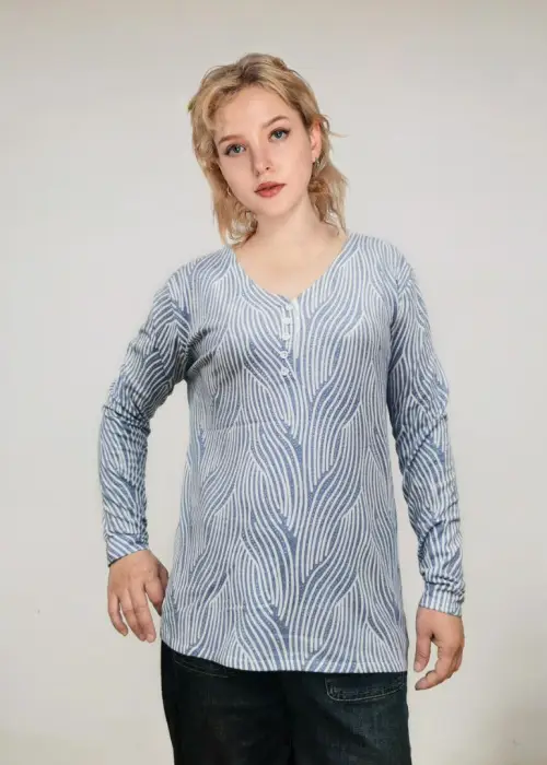 Кофта женская на пуговицах р-р 48-54