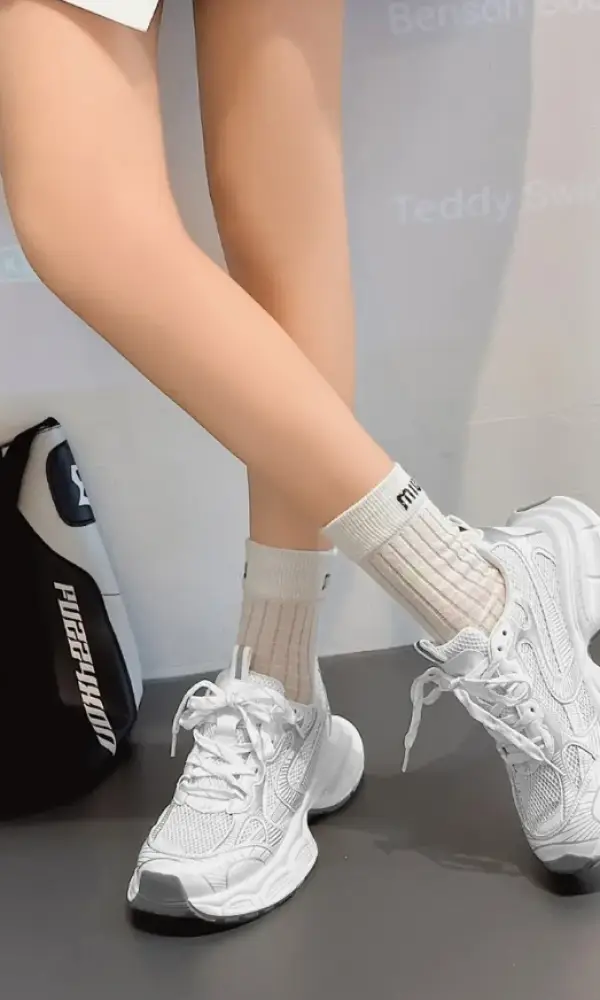 Кроссовки женские весна-лето р-р 36-41