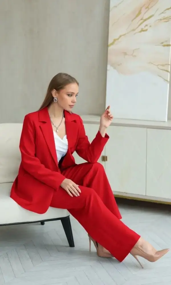 Классический базовый женский костюм с широкими брюками ( р-р 42-48)