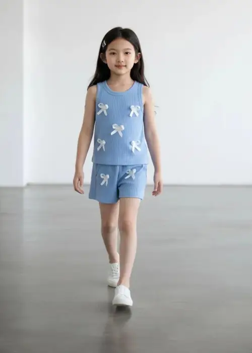 Костюм майка-шорты с бантиками для девочки (р-р 28-36)