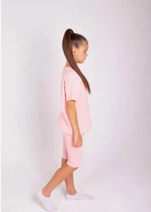 Пижама для девочки футболка-велосипедки на рост 140-146-152