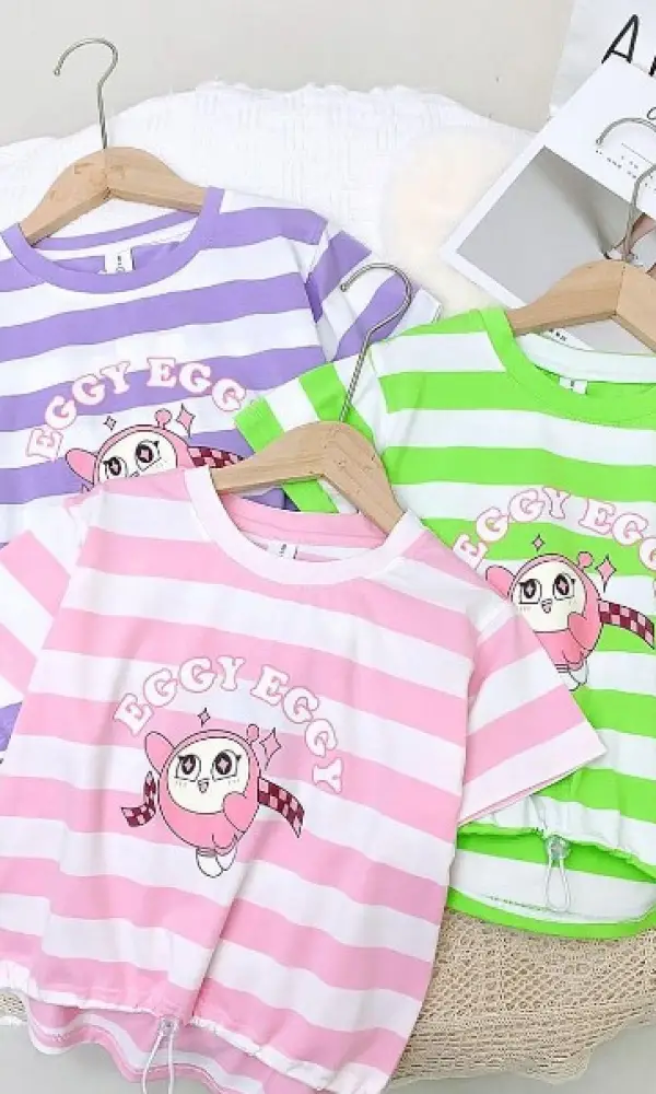 Яркая футболка на девочку ( р-р 110-150)