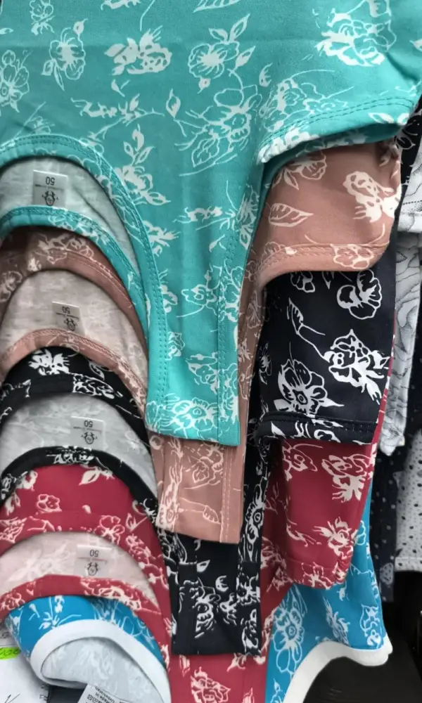 Майка женская на широкой лямке , принт ( р-р 50-58)