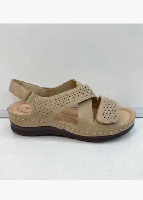 Босоножки на танкетке летние женские (р-р 36-42)