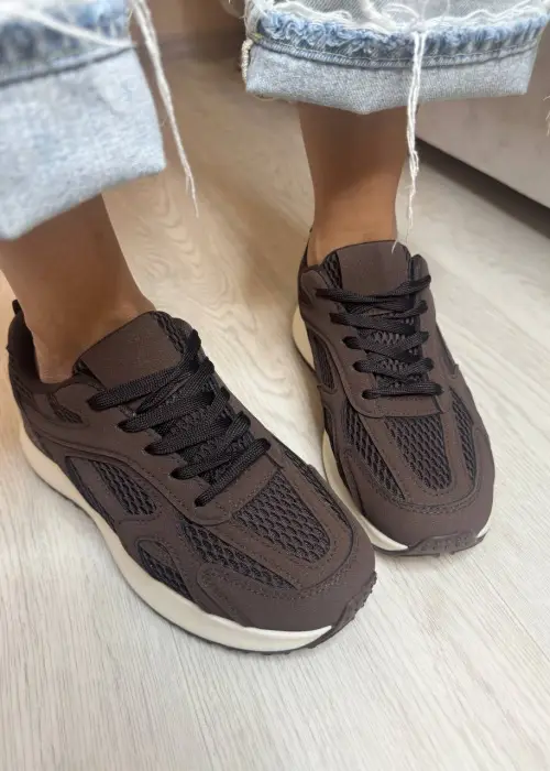 Кроссовки женские р-р 36-41