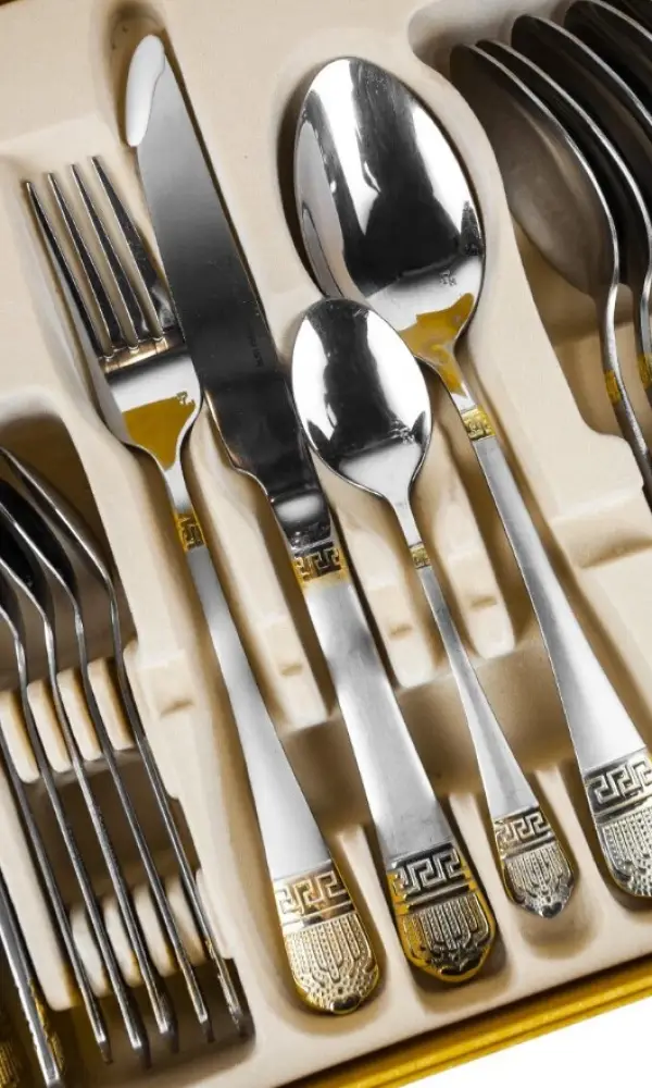 Столовый набор 24 предмета , золото 