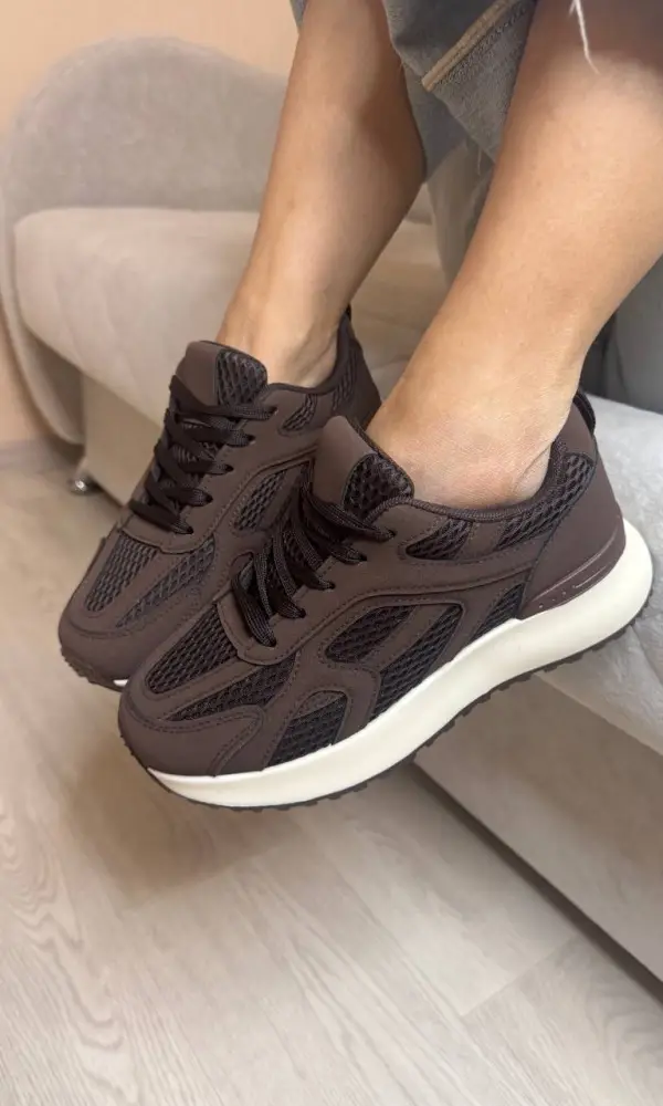 Кроссовки женские р-р 36-41