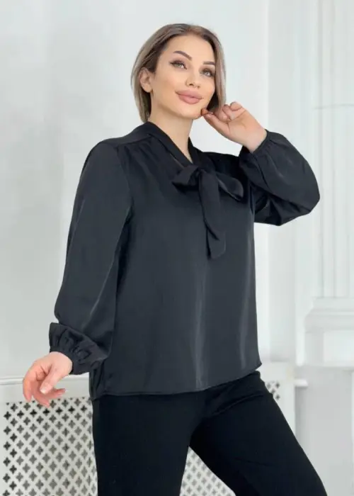 Блузка атласная с бантом р-р 50-56