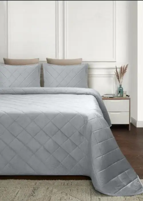 Велюровое покрывало в ромбик 260*240