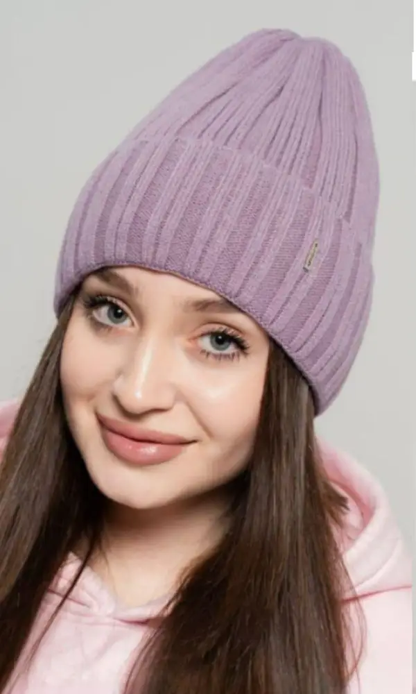 Шапка демисезонная с отворотом женская