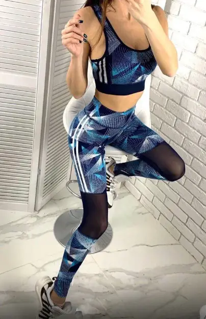 Спортивный костюм женский для фитнеса топ с лосинами (р-р S-XL)