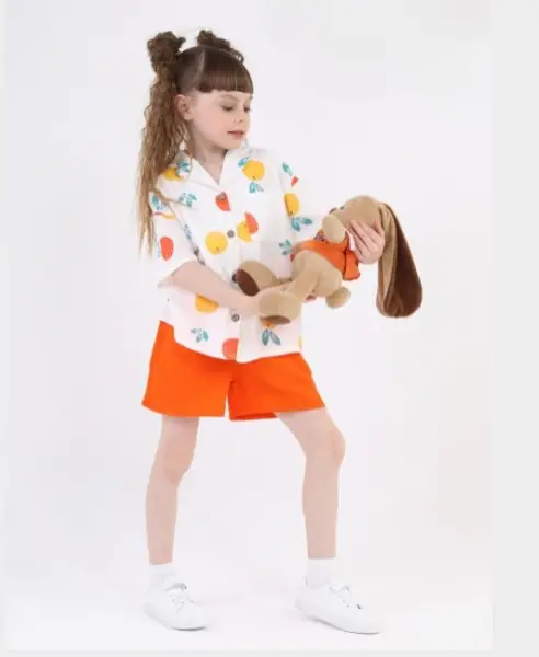 Летний муслиновый комплект на девочку с шортами ( р-р 28-34)