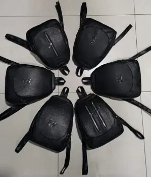 Женский рюкзак, черный ( 34*26 )